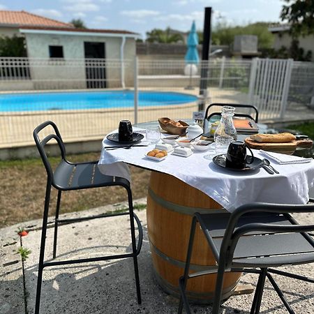 Le Mas Des Anges Soussans Exterior foto